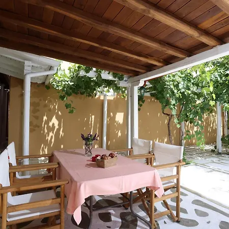 Madlen Apartments Nea Skioni Extérieur photo