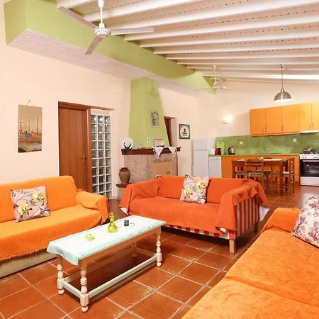 Madlen Apartments Nea Skioni Extérieur photo