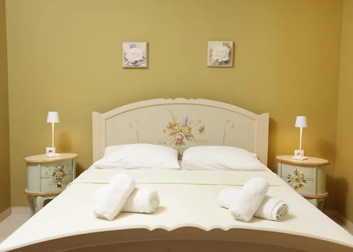 Madlen Apartments